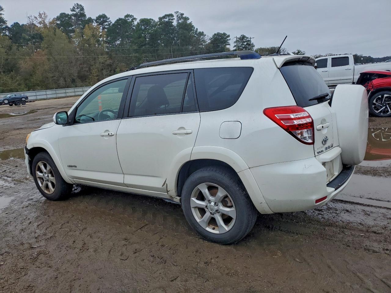 2010 TOYOTA RAV4