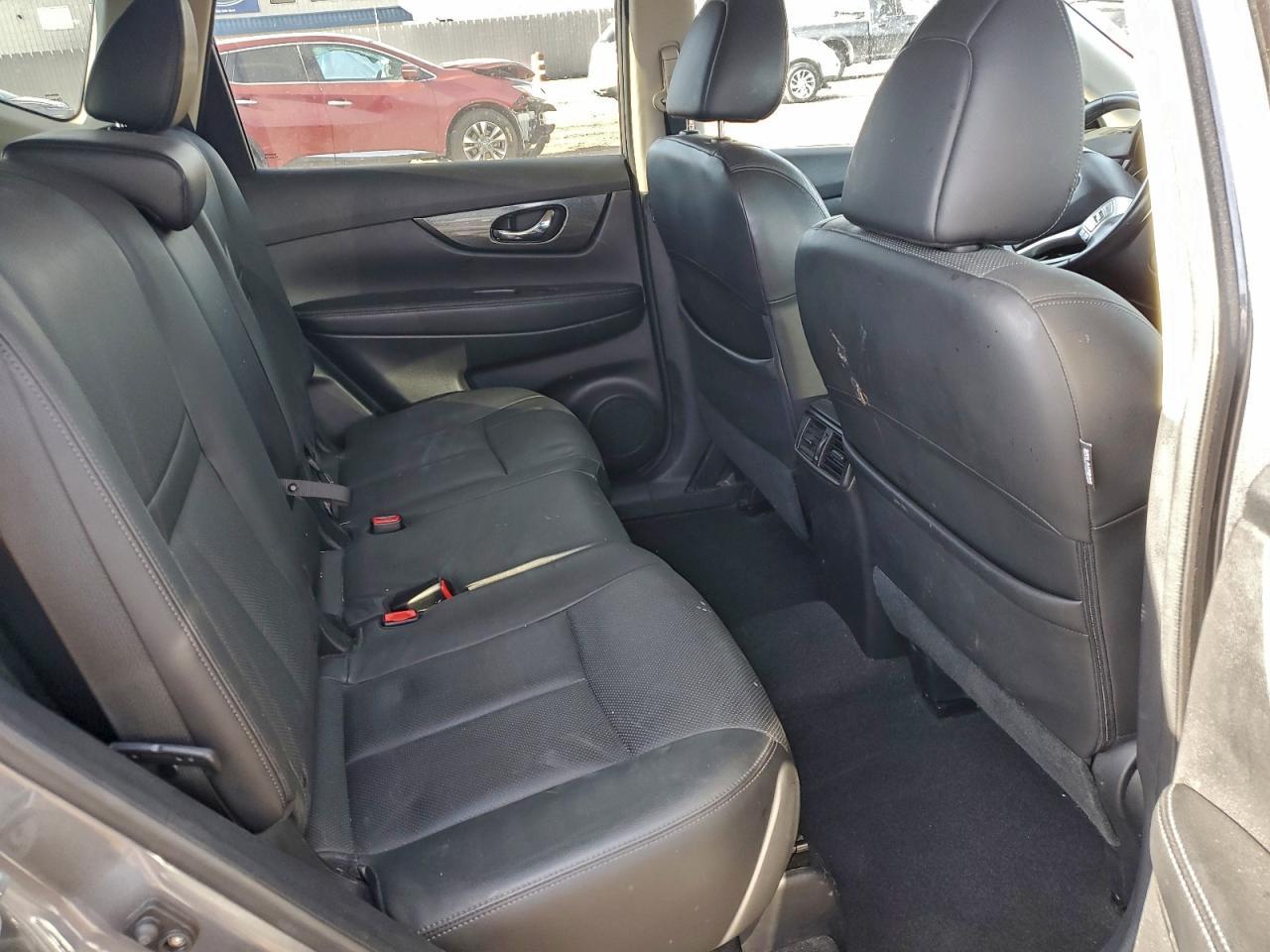 2014 NISSAN ROGUE