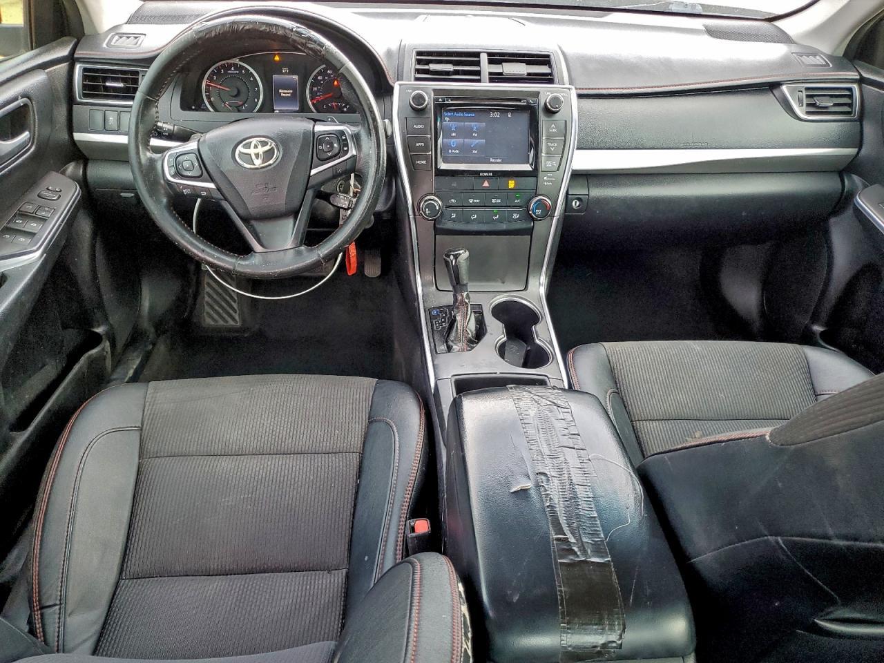 2016 TOYOTA CAMRY