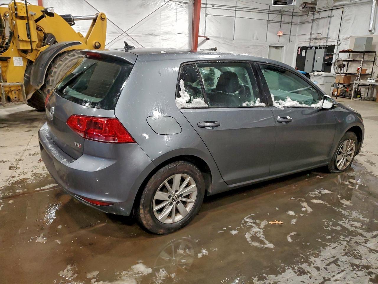 2015 VOLKSWAGEN GOLF