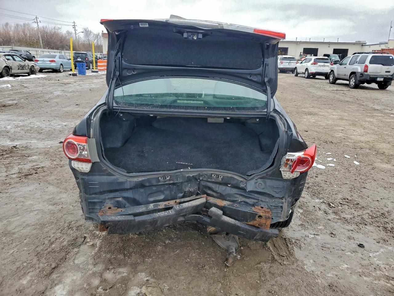 2013 TOYOTA COROLLA