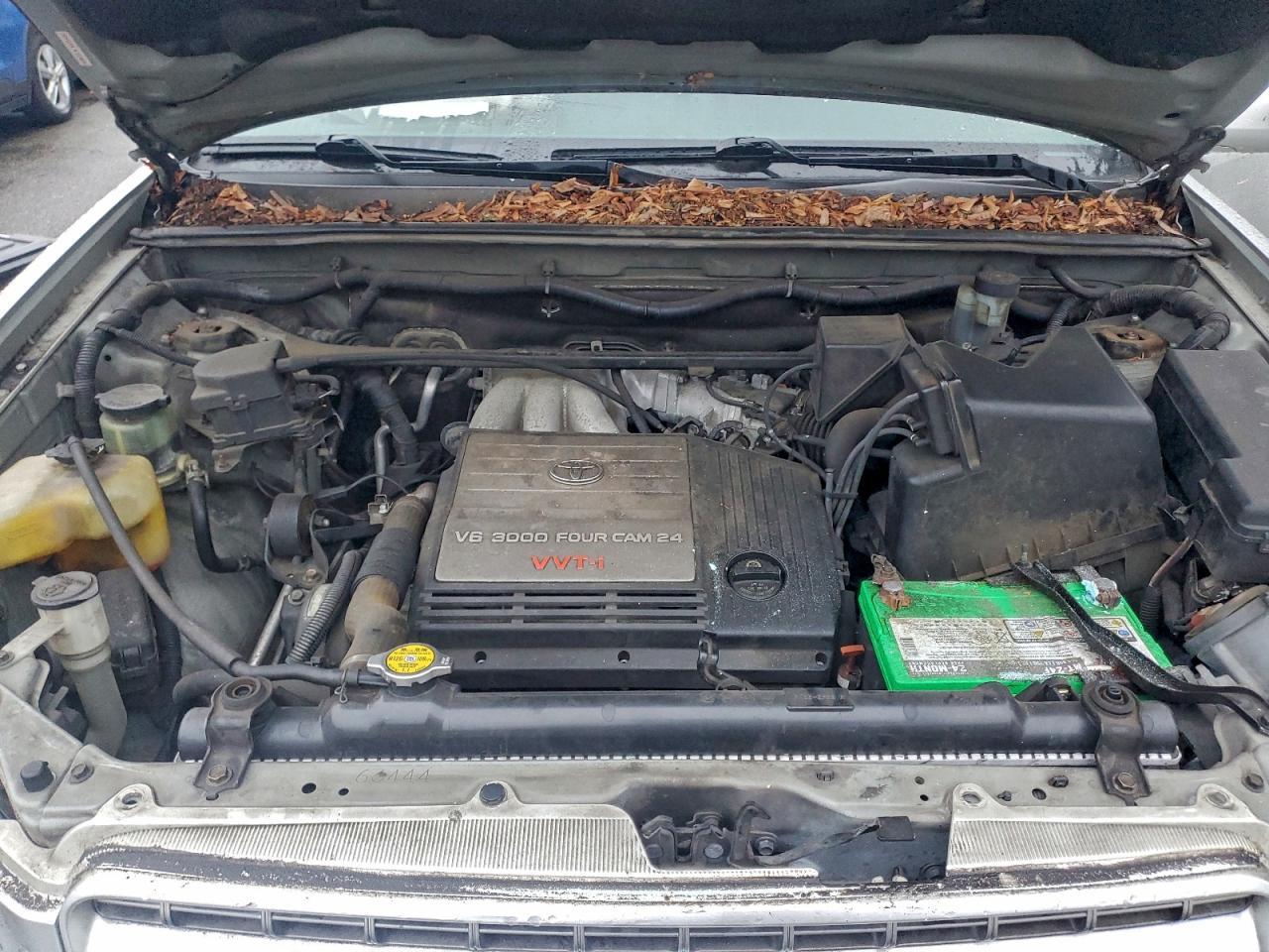 2001 TOYOTA HIGHLANDER