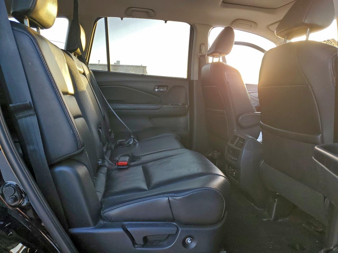 2017 HONDA PILOT