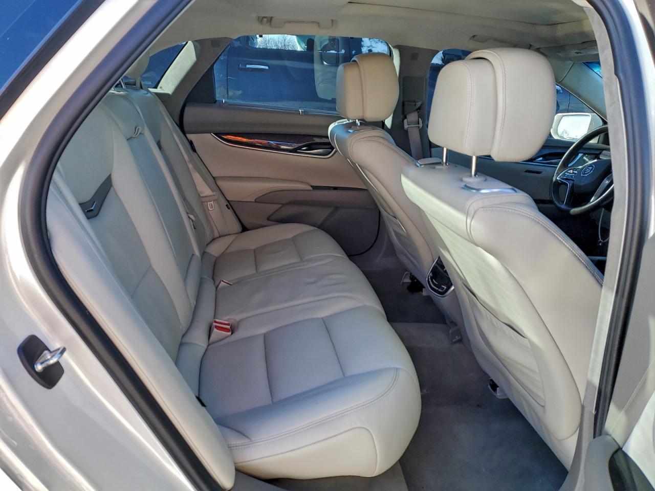 2013 CADILLAC XTS