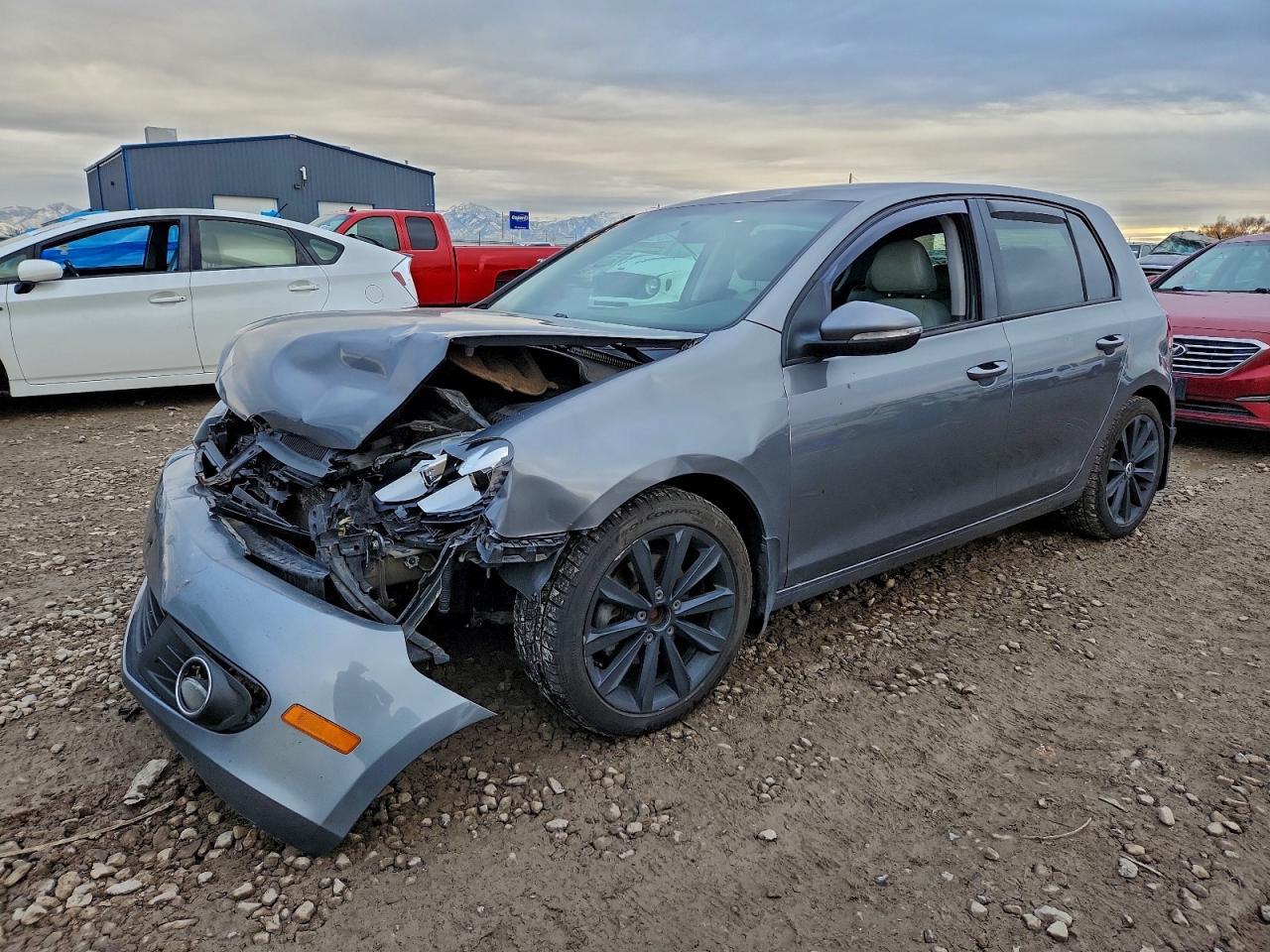 2012 VOLKSWAGEN GOLF