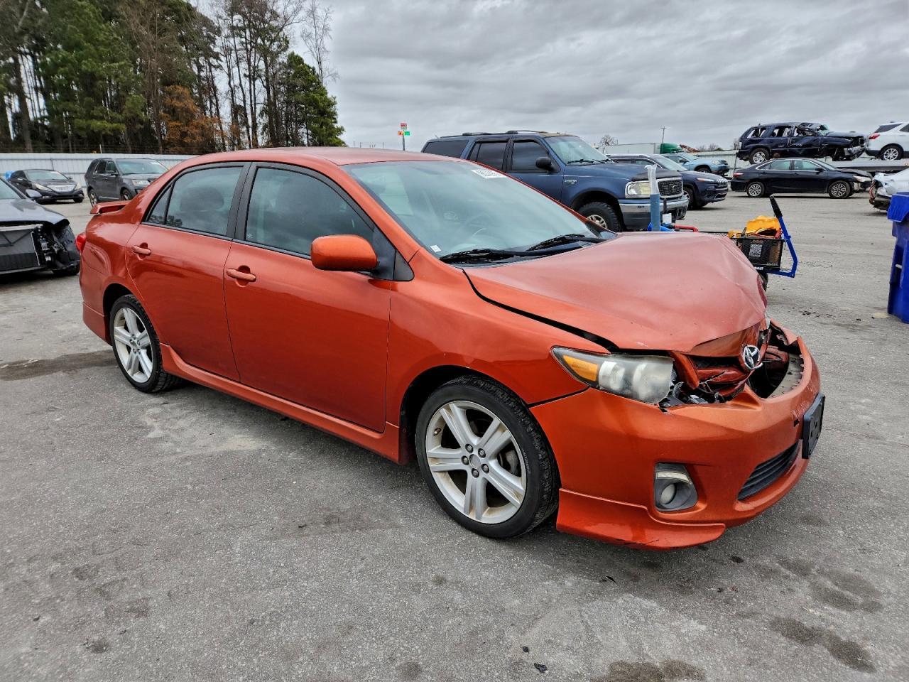 2013 TOYOTA COROLLA