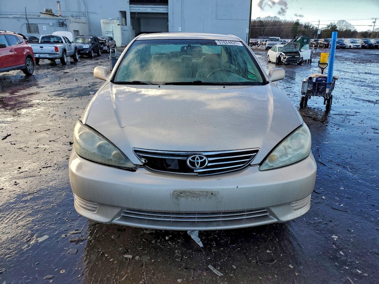 2005 TOYOTA CAMRY