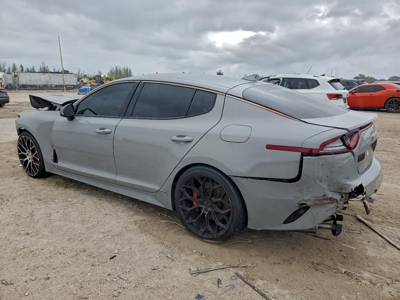 2021 KIA Stinger