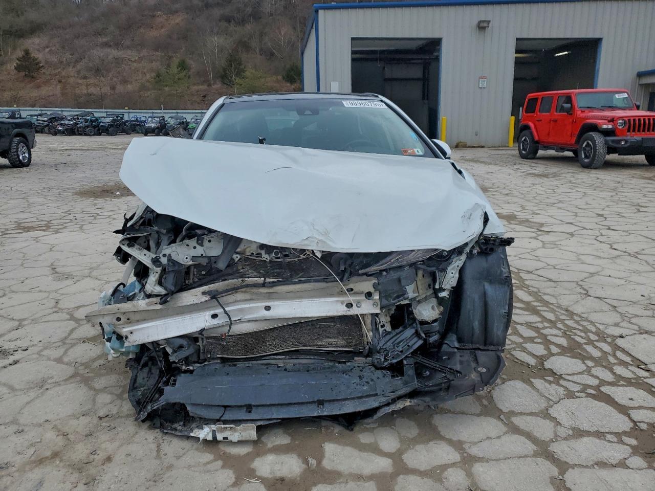 2019 TOYOTA CAMRY