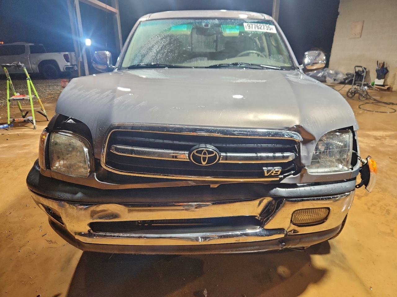 2002 TOYOTA TUNDRA
