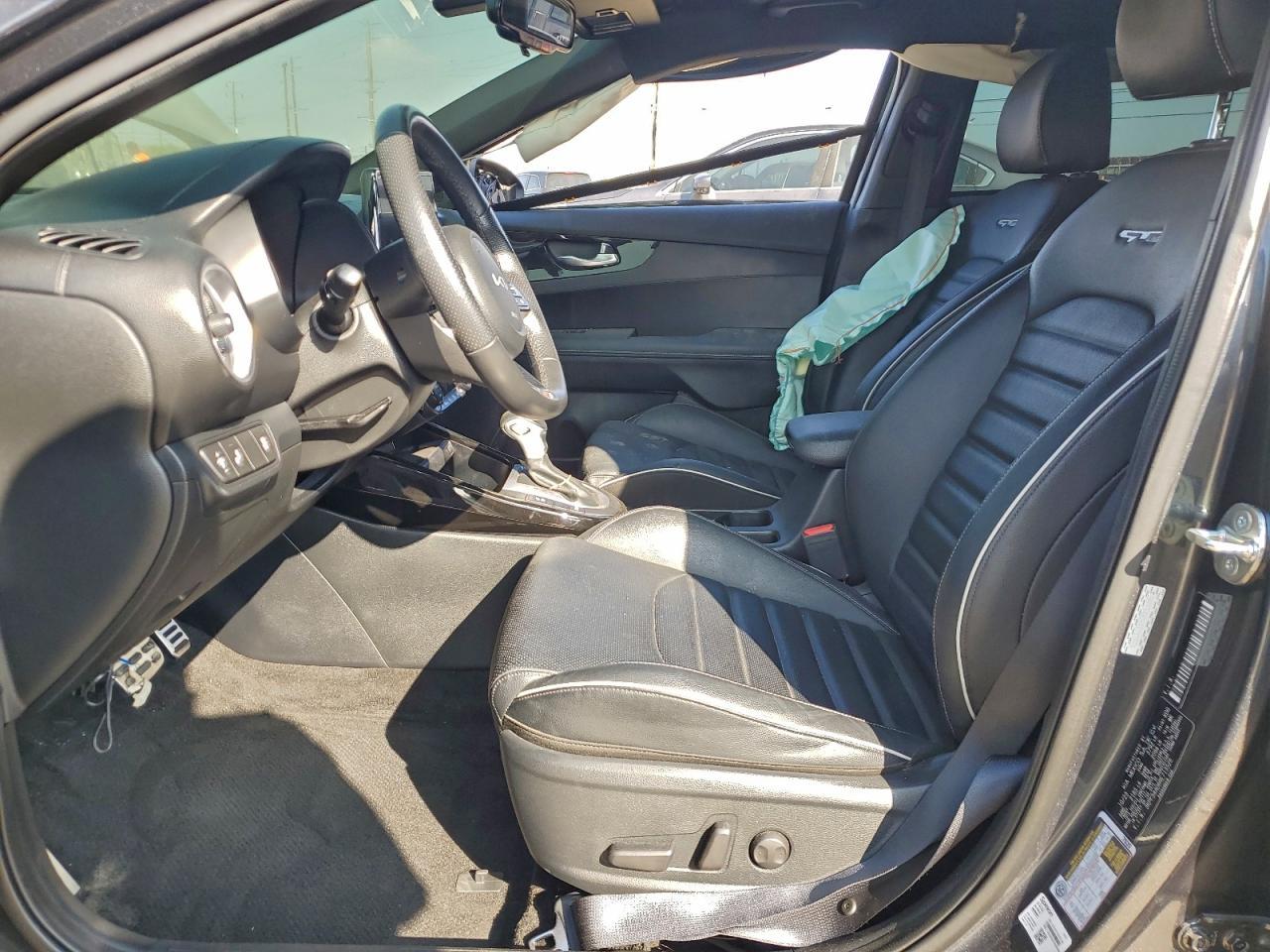 2024 KIA FORTE