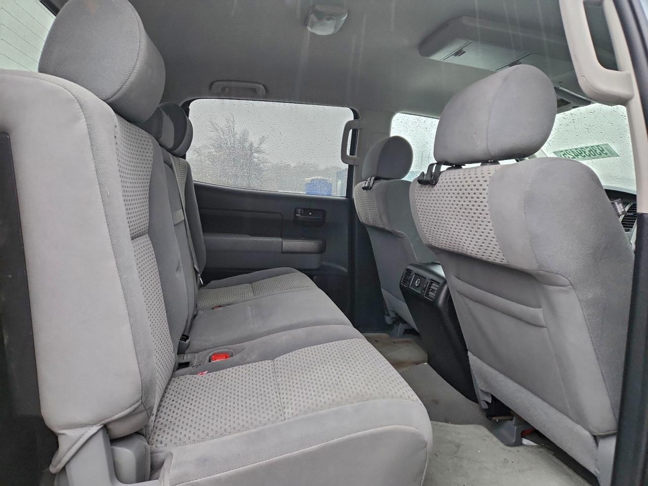 2010 TOYOTA TUNDRA