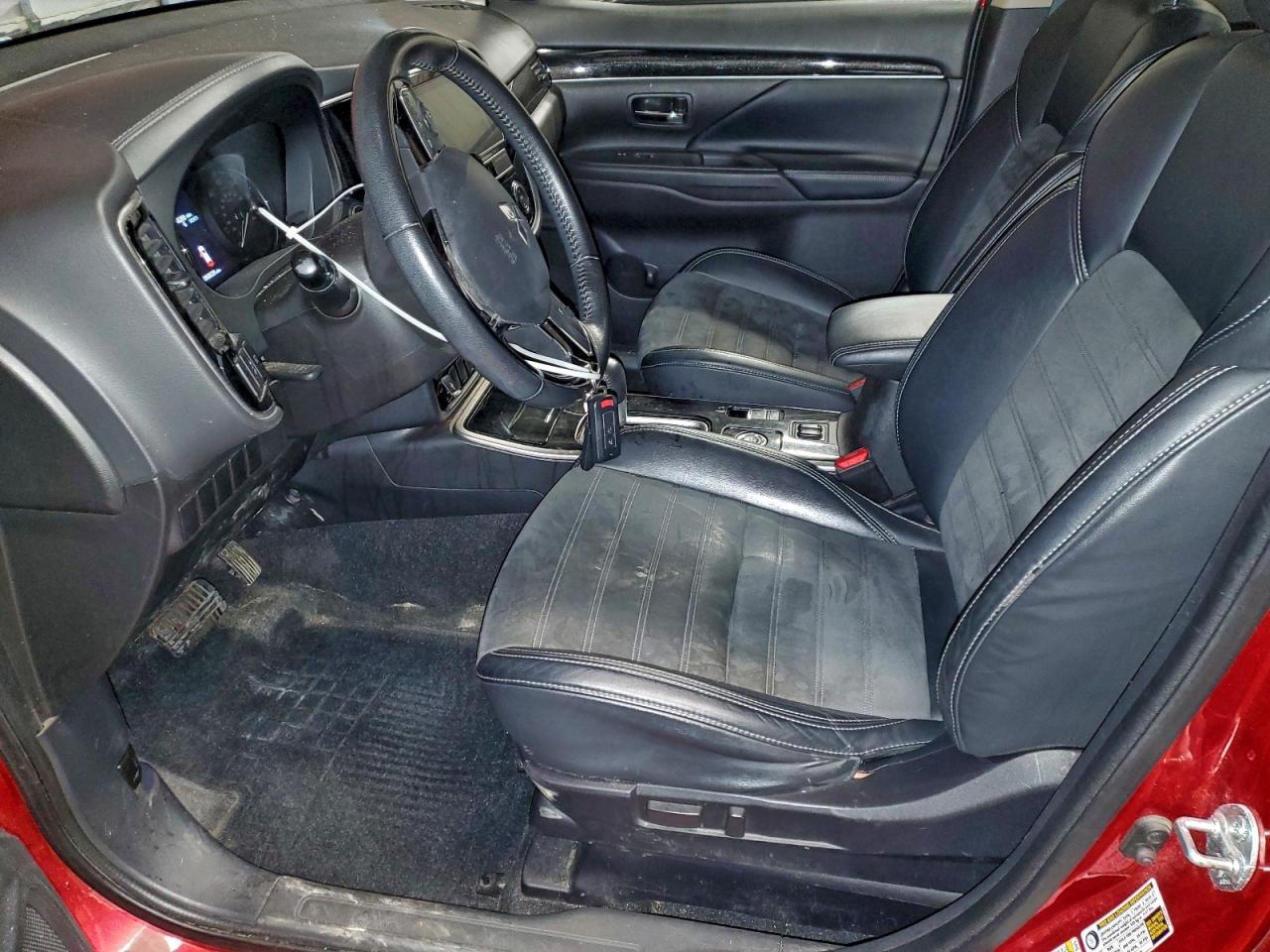 2019 MITSUBISHI outlander