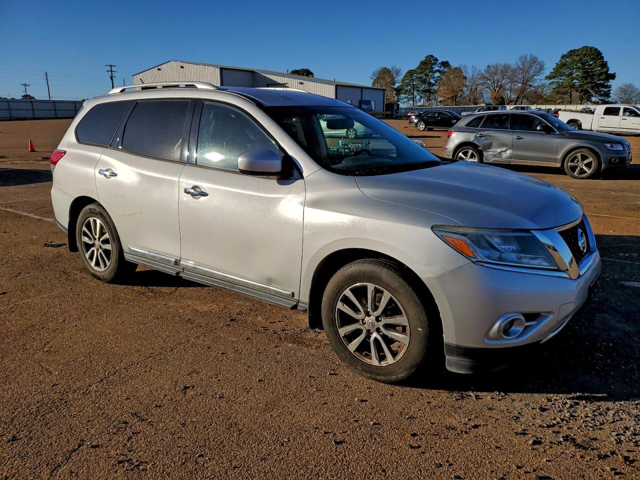 2015 NISSAN PATHFINDER