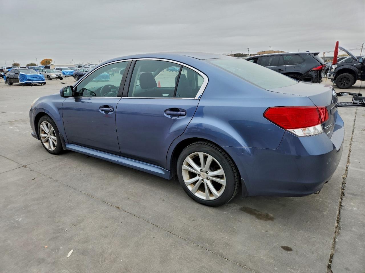 2013 SUBARU Legacy