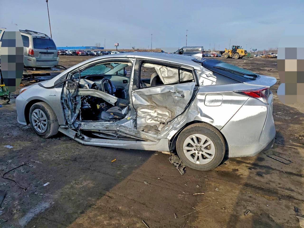 2017 TOYOTA PRIUS