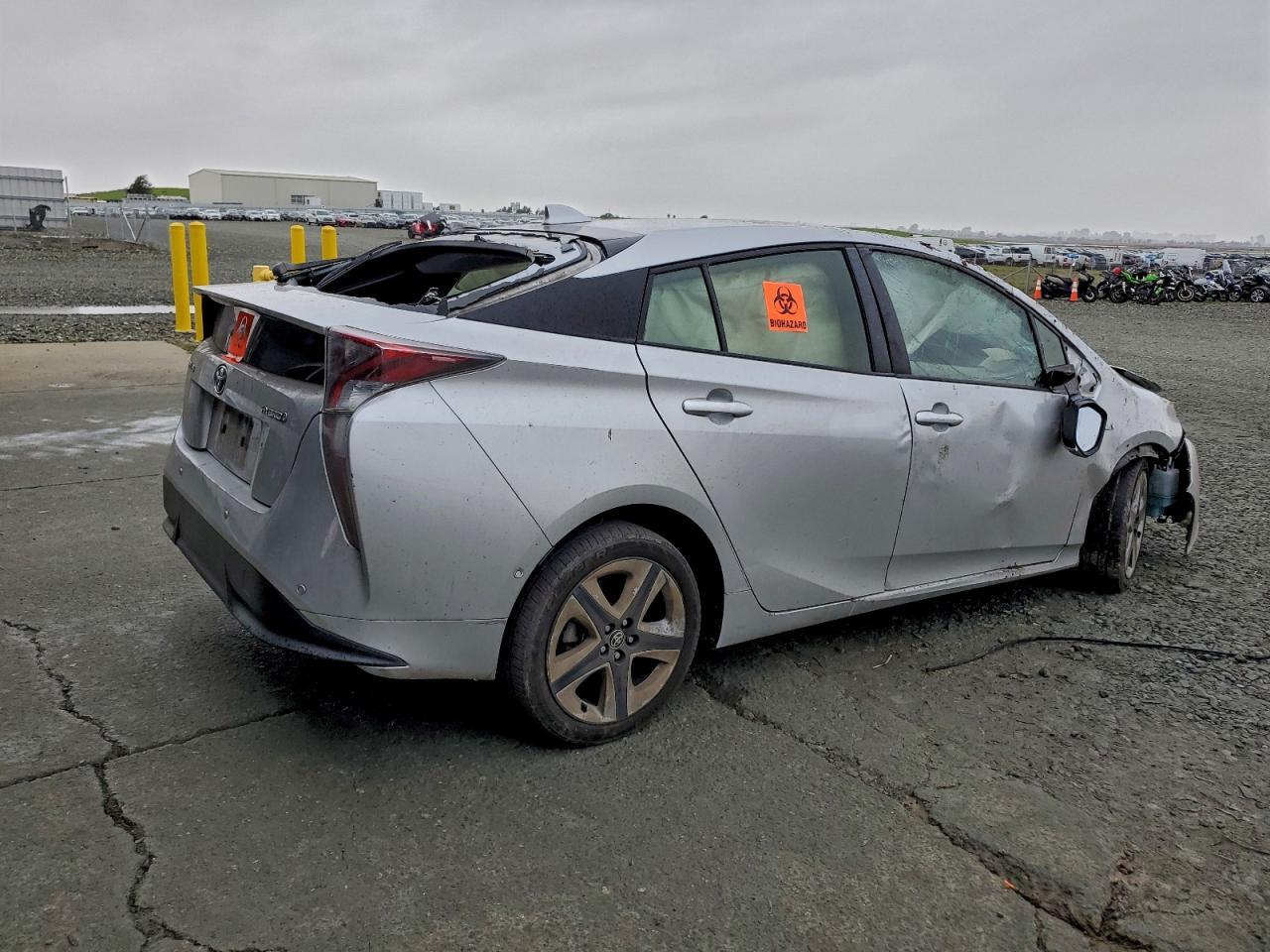 2016 TOYOTA PRIUS