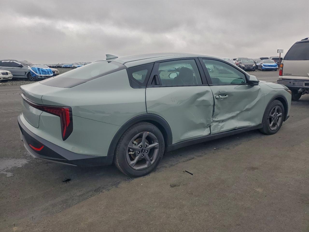 2025 KIA K4