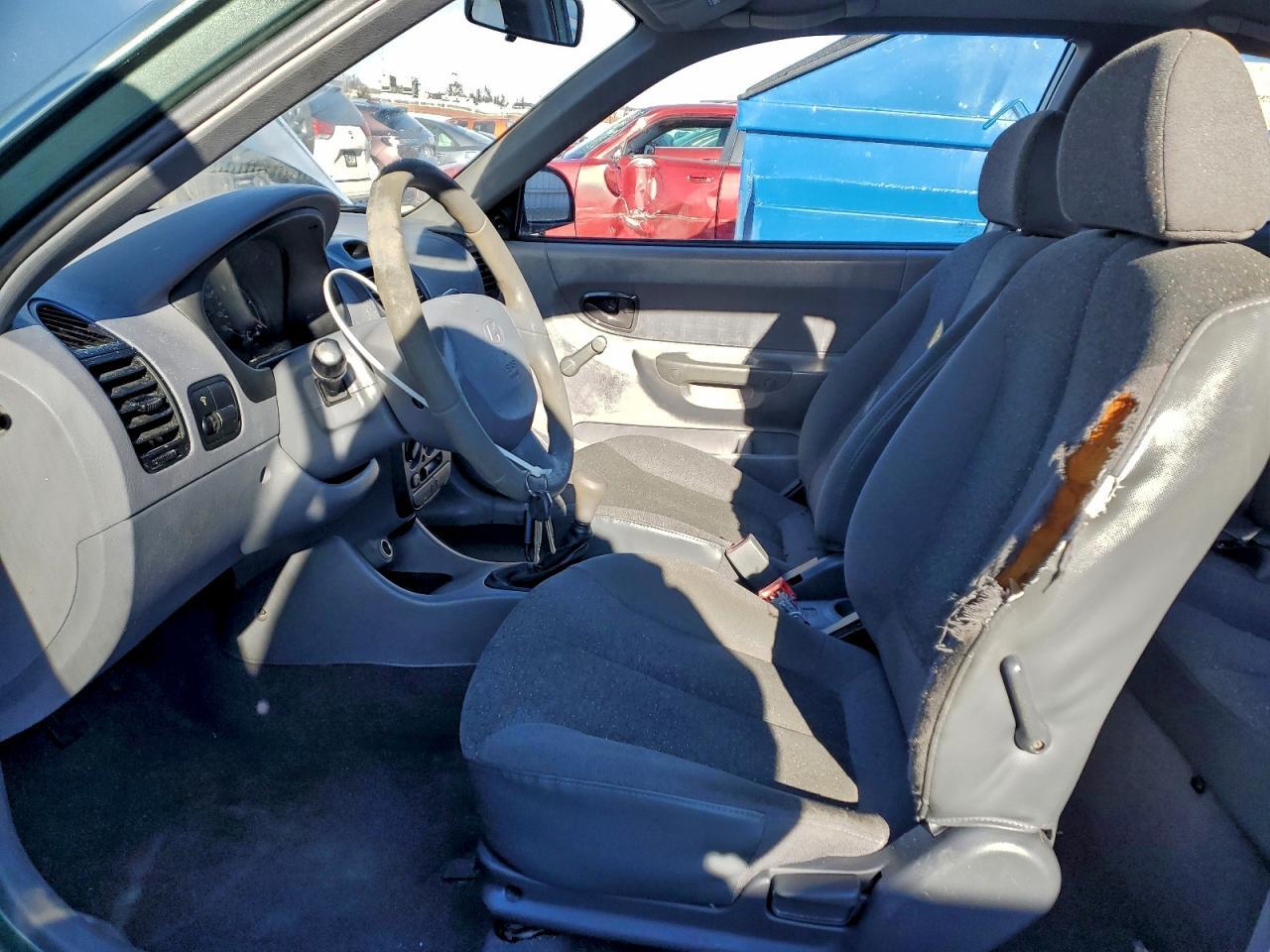 2003 HYUNDAI ACCENT
