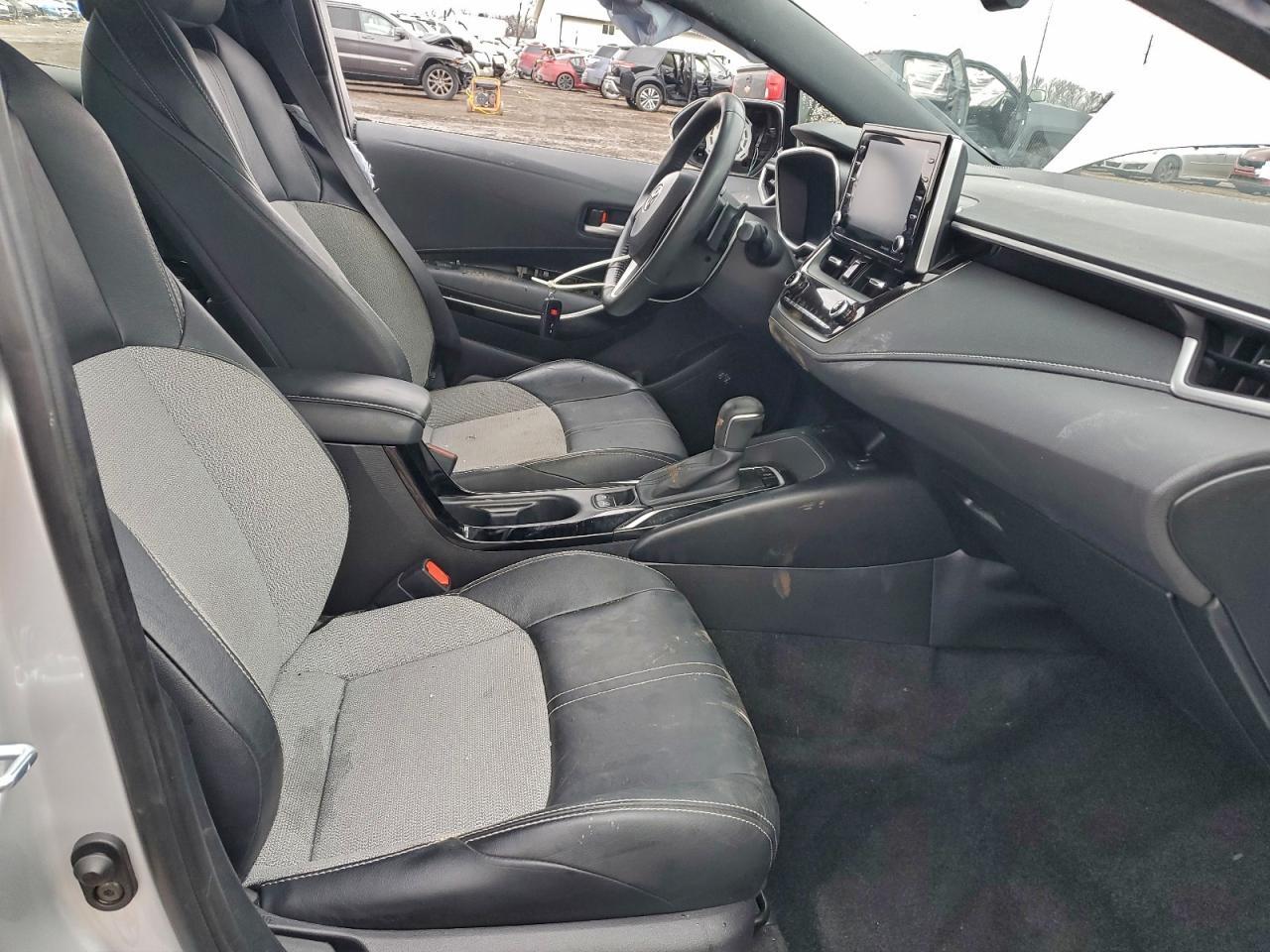 2019 TOYOTA COROLLA
