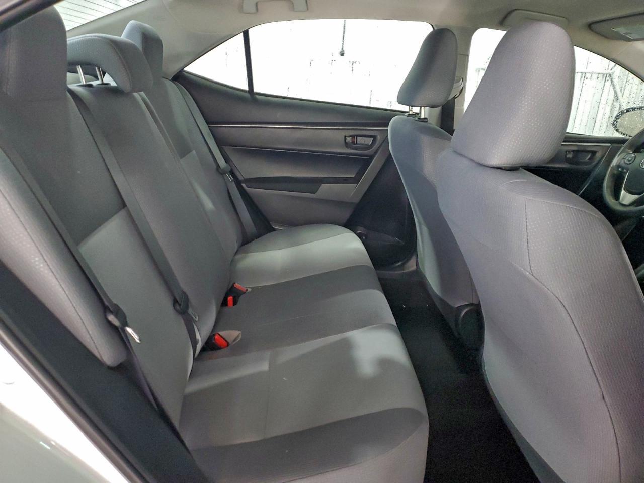 2016 TOYOTA COROLLA