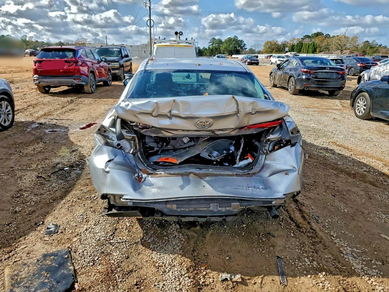 2018 TOYOTA CAMRY