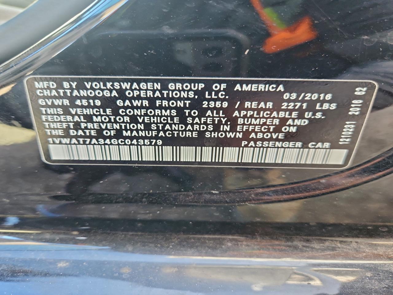 2016 VOLKSWAGEN Passat