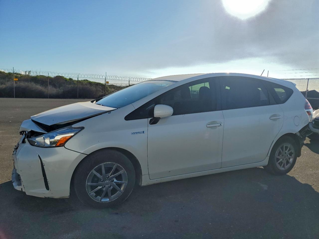 2017 TOYOTA PRIUS V