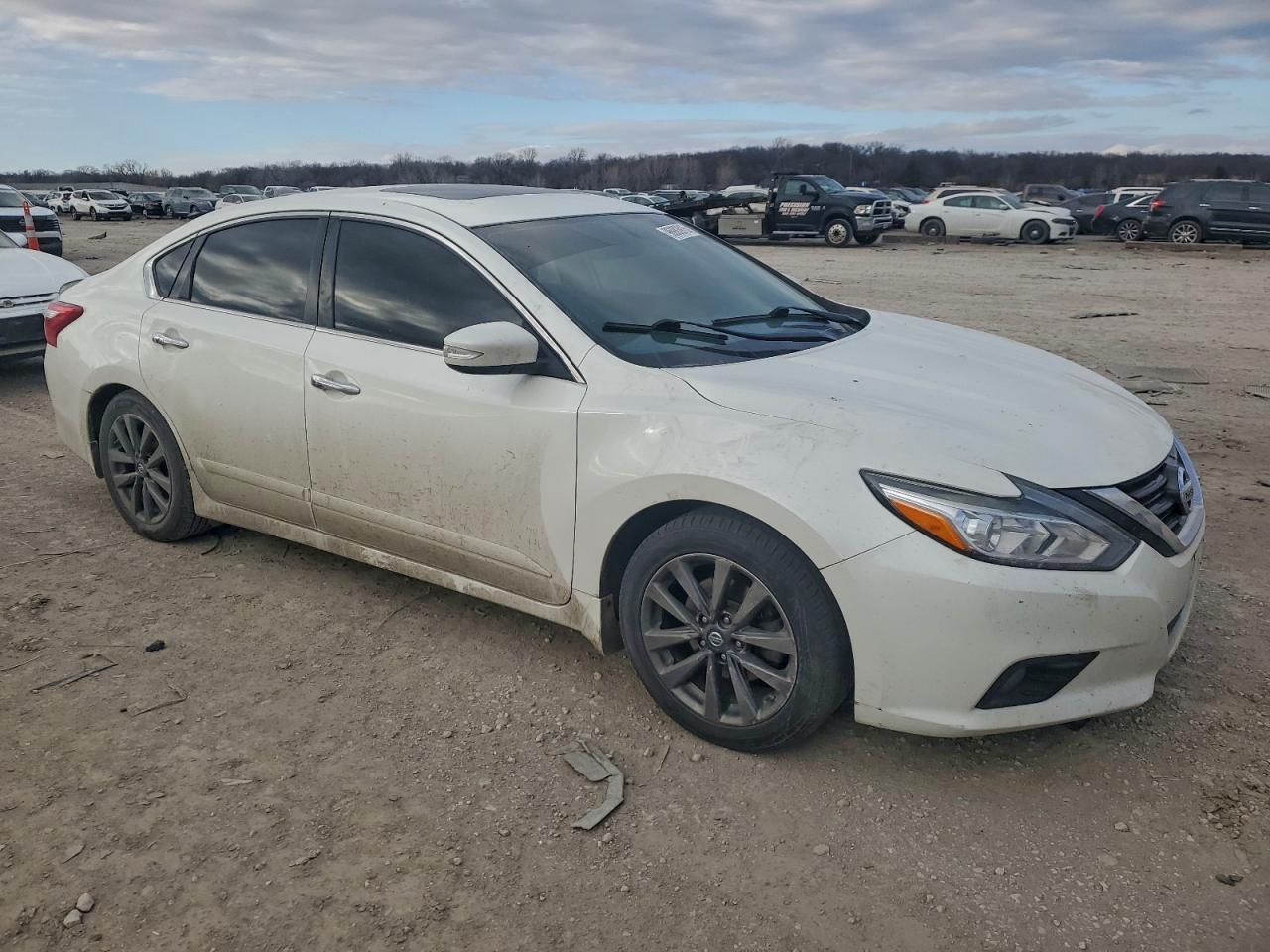 2017 NISSAN ALTIMA