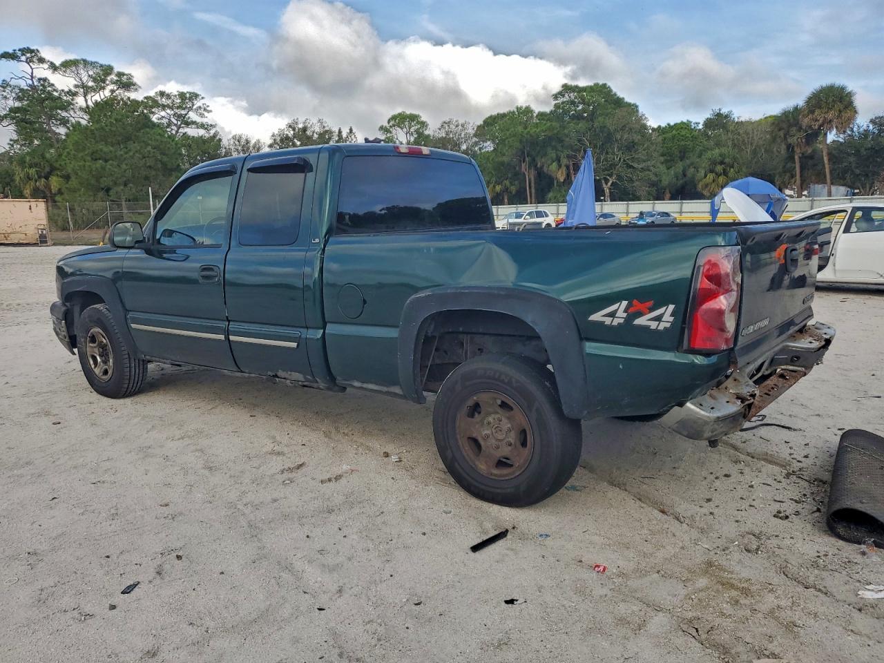 2004 CHEVROLET Silverado