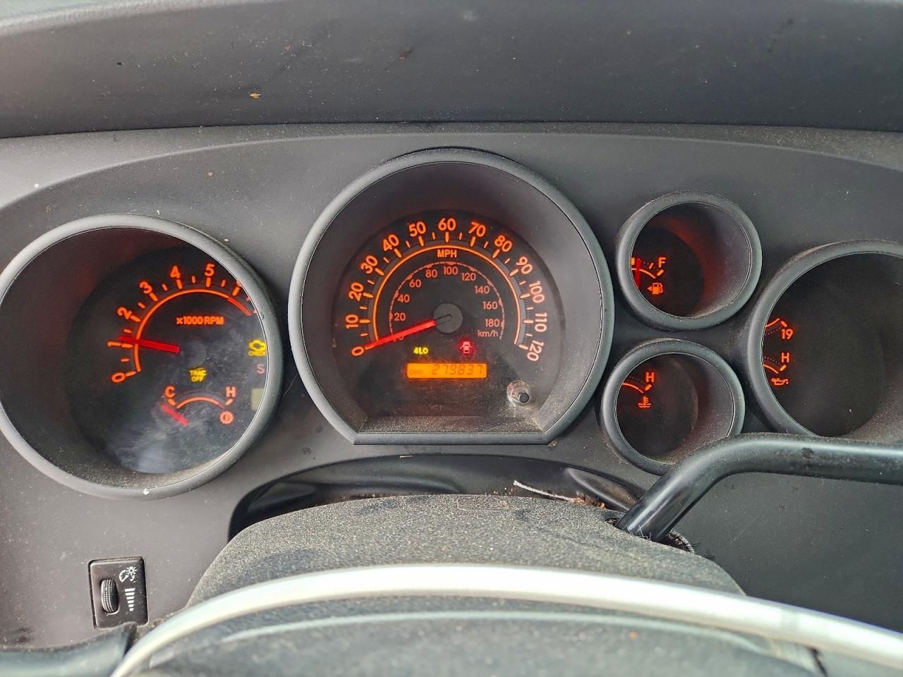 2012 TOYOTA TUNDRA
