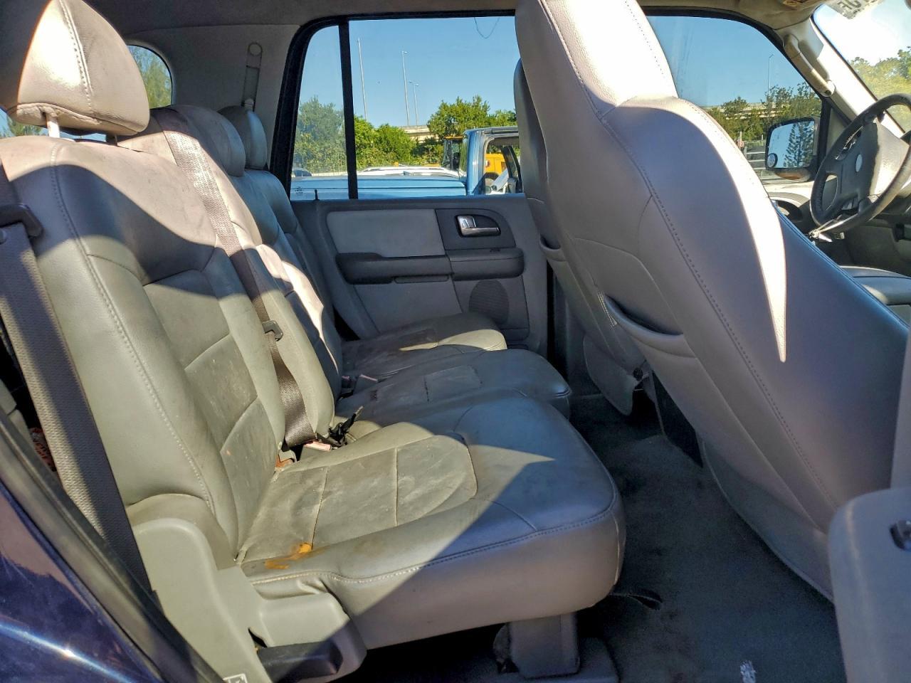 2004 FORD Expedition