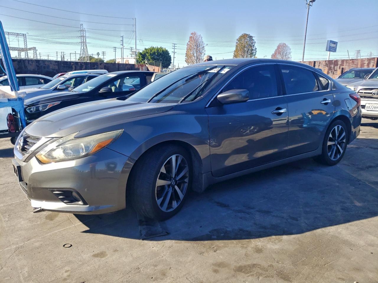 2017 NISSAN ALTIMA