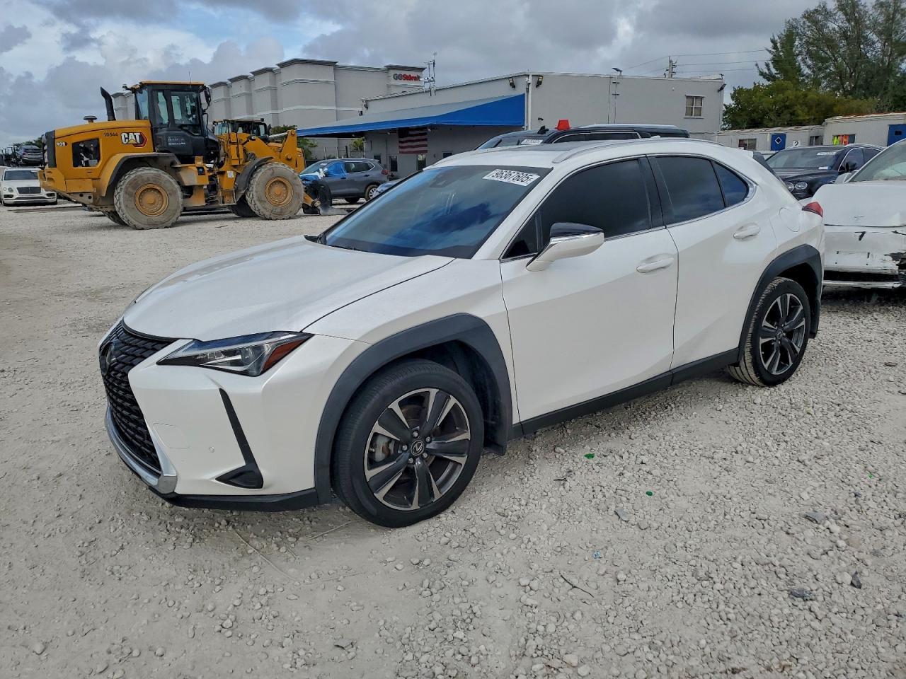 2021 LEXUS UX 200