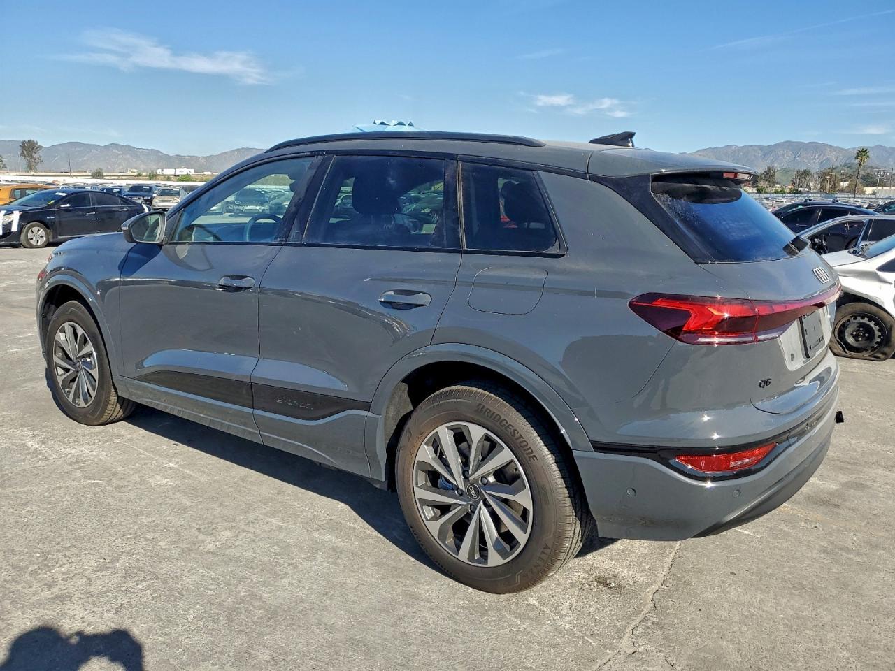 2025 AUDI Q6 e-tron