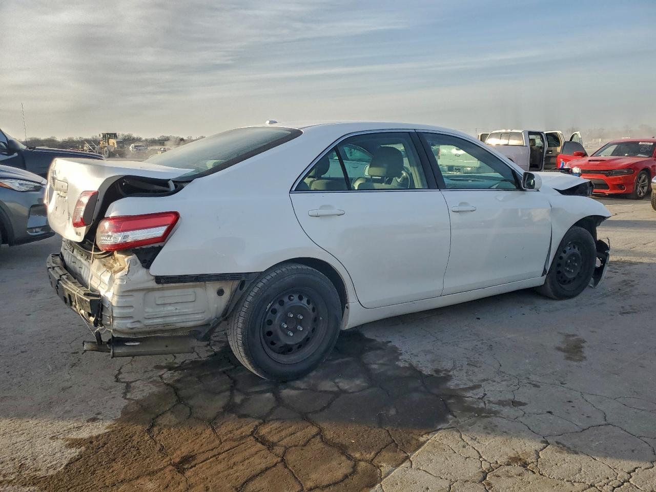 2011 TOYOTA CAMRY