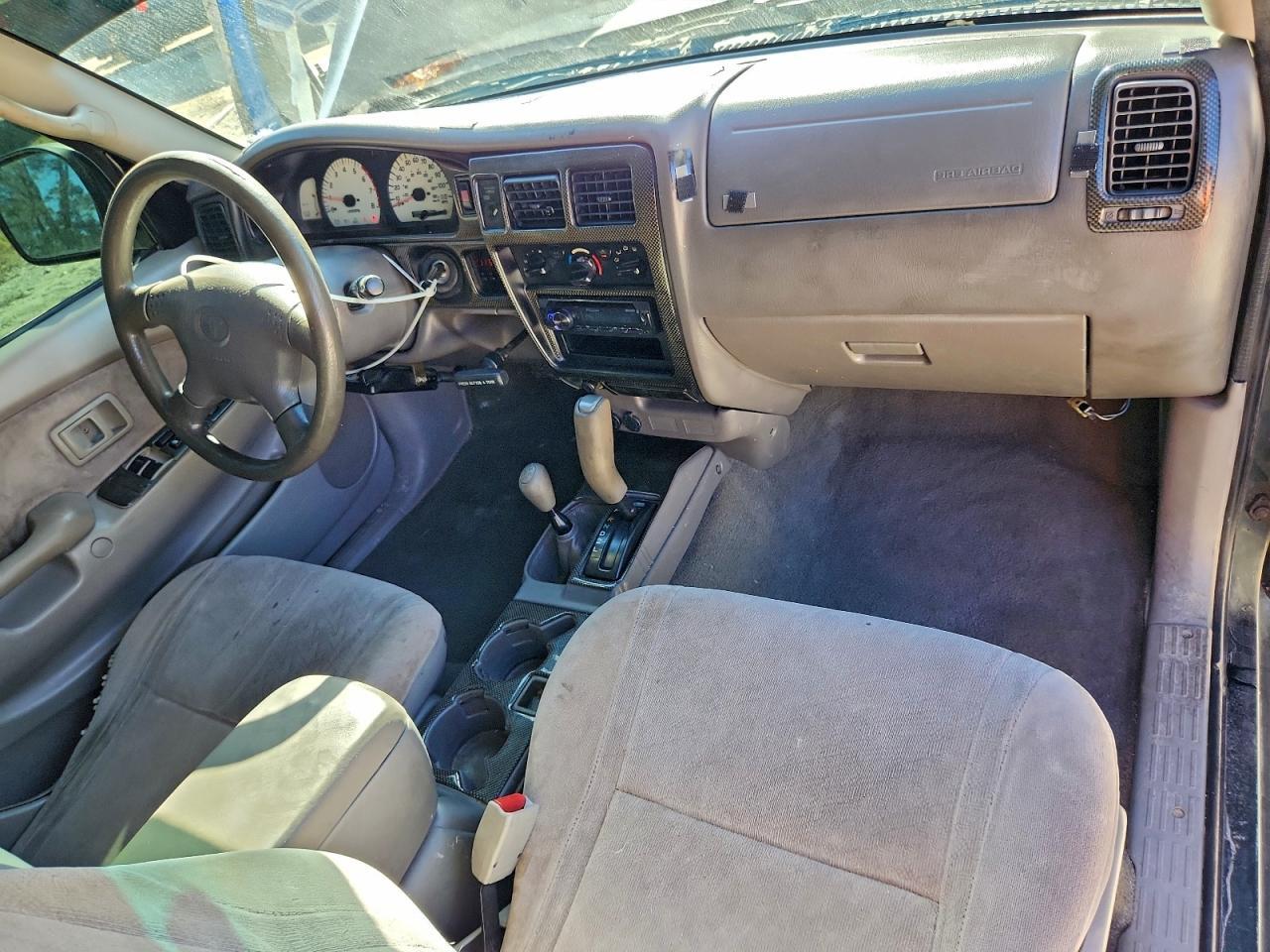2002 TOYOTA TACOMA