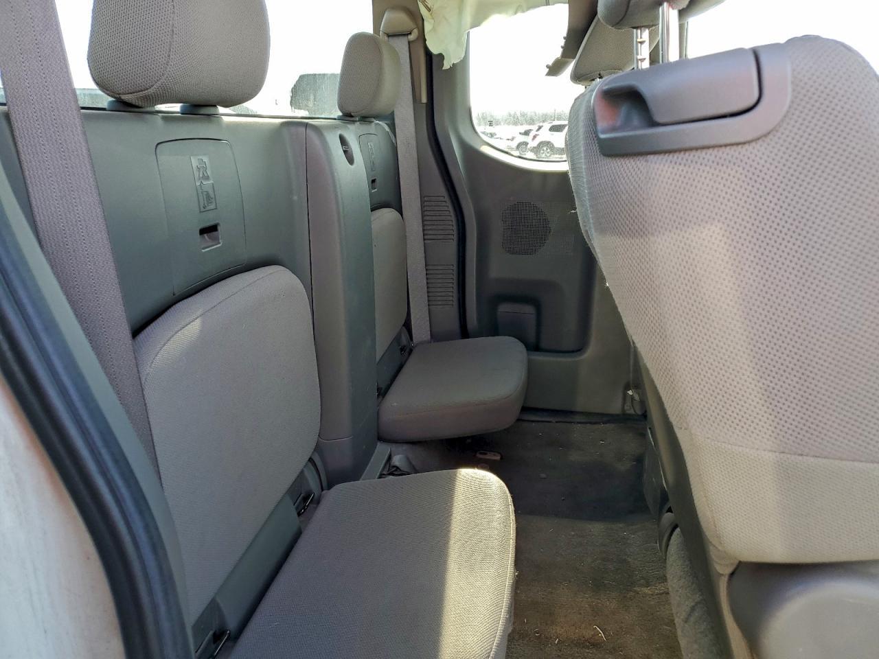 2013 NISSAN Frontier