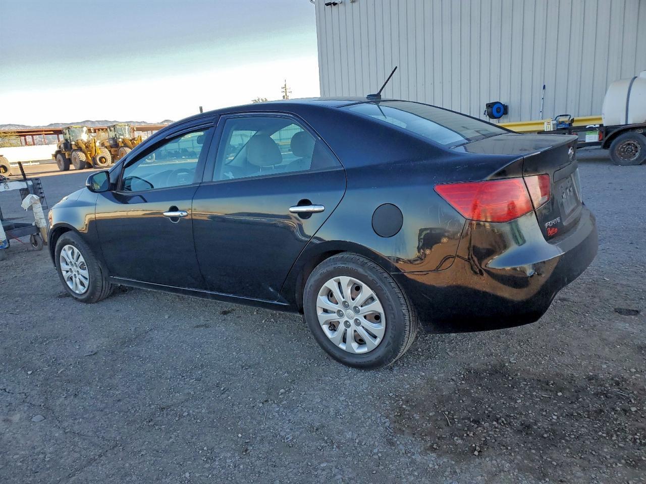 2011 KIA FORTE