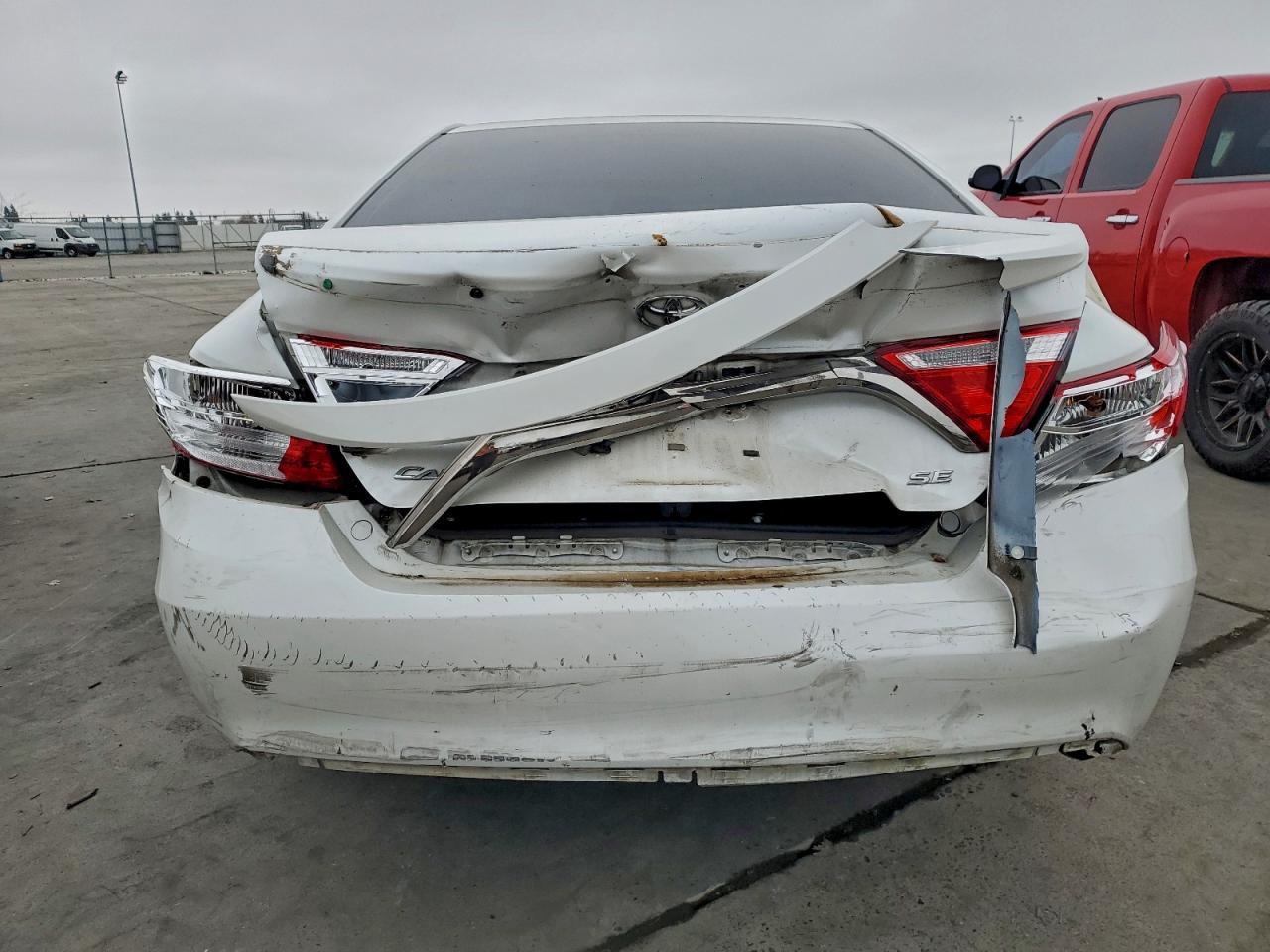 2017 TOYOTA CAMRY