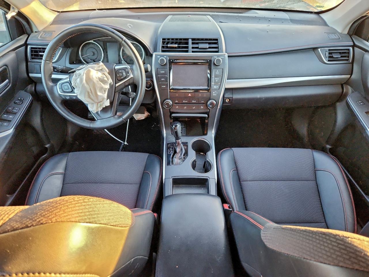 2017 TOYOTA CAMRY