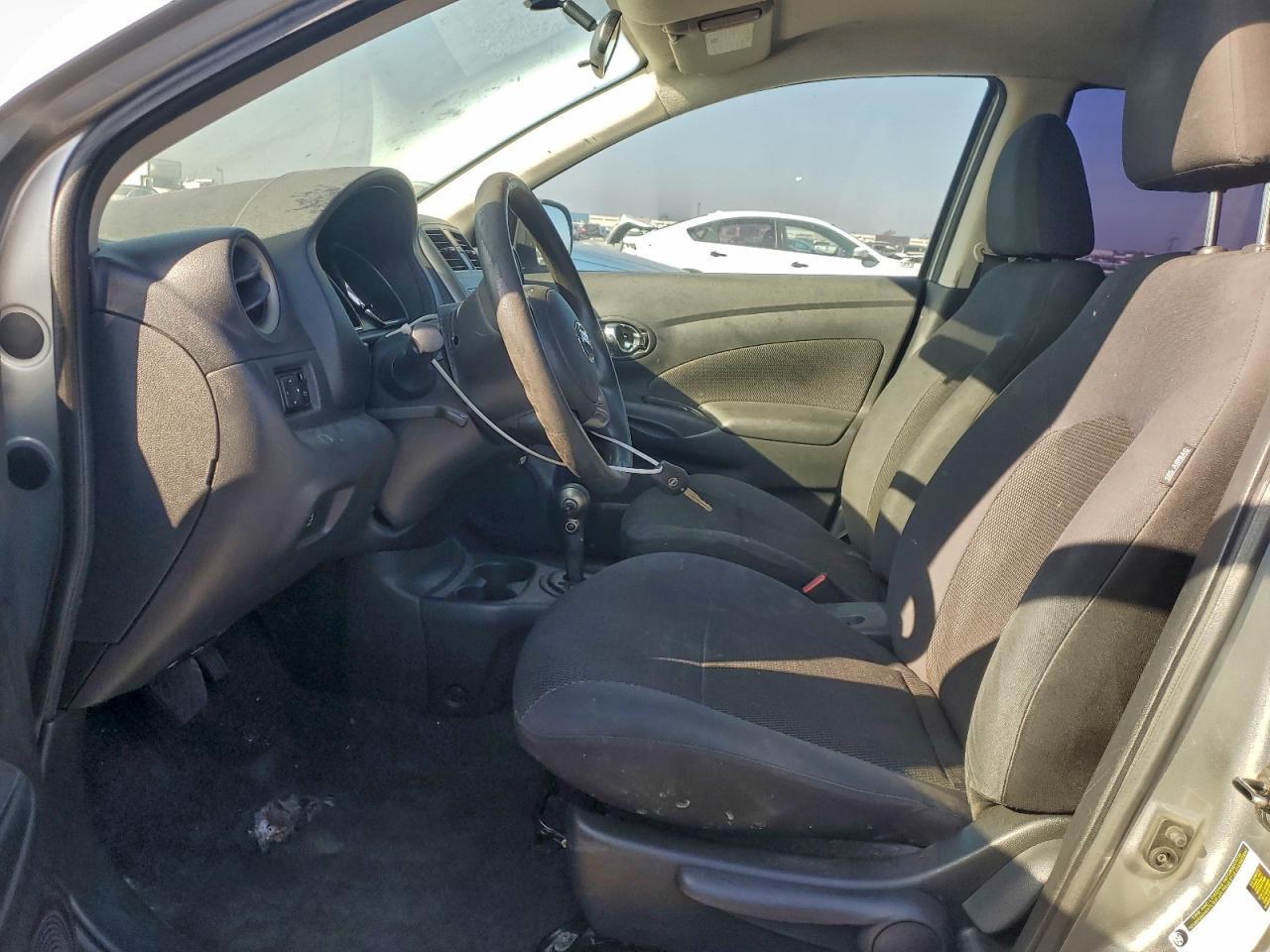 2013 NISSAN VERSA