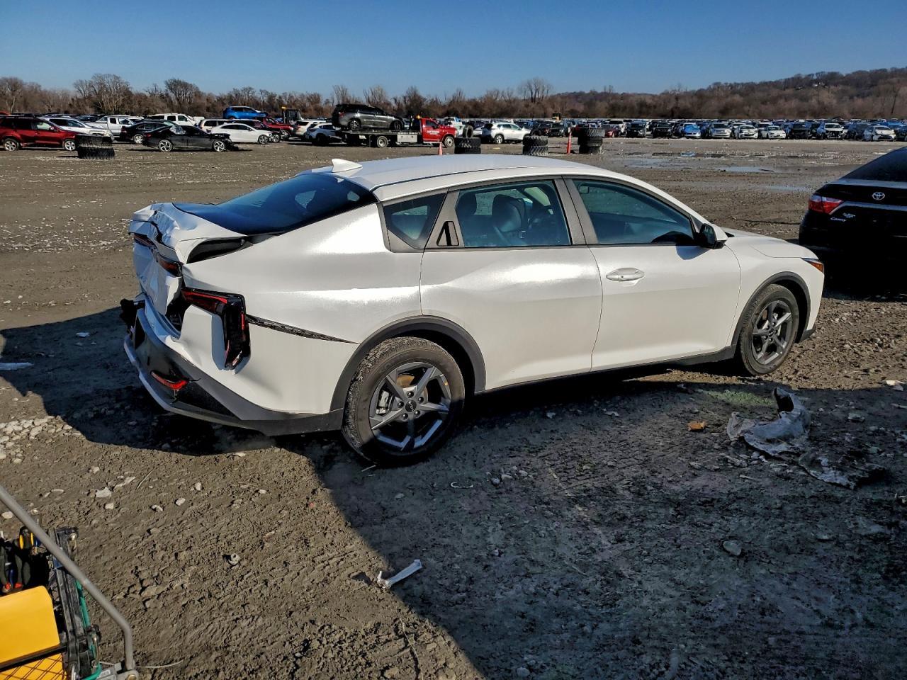 2025 KIA K4