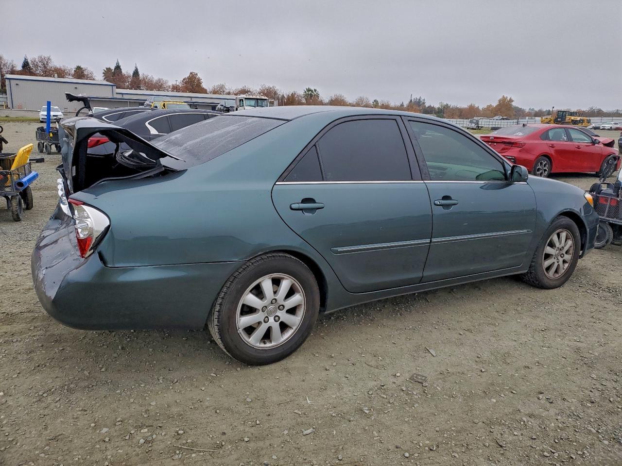 2002 TOYOTA CAMRY