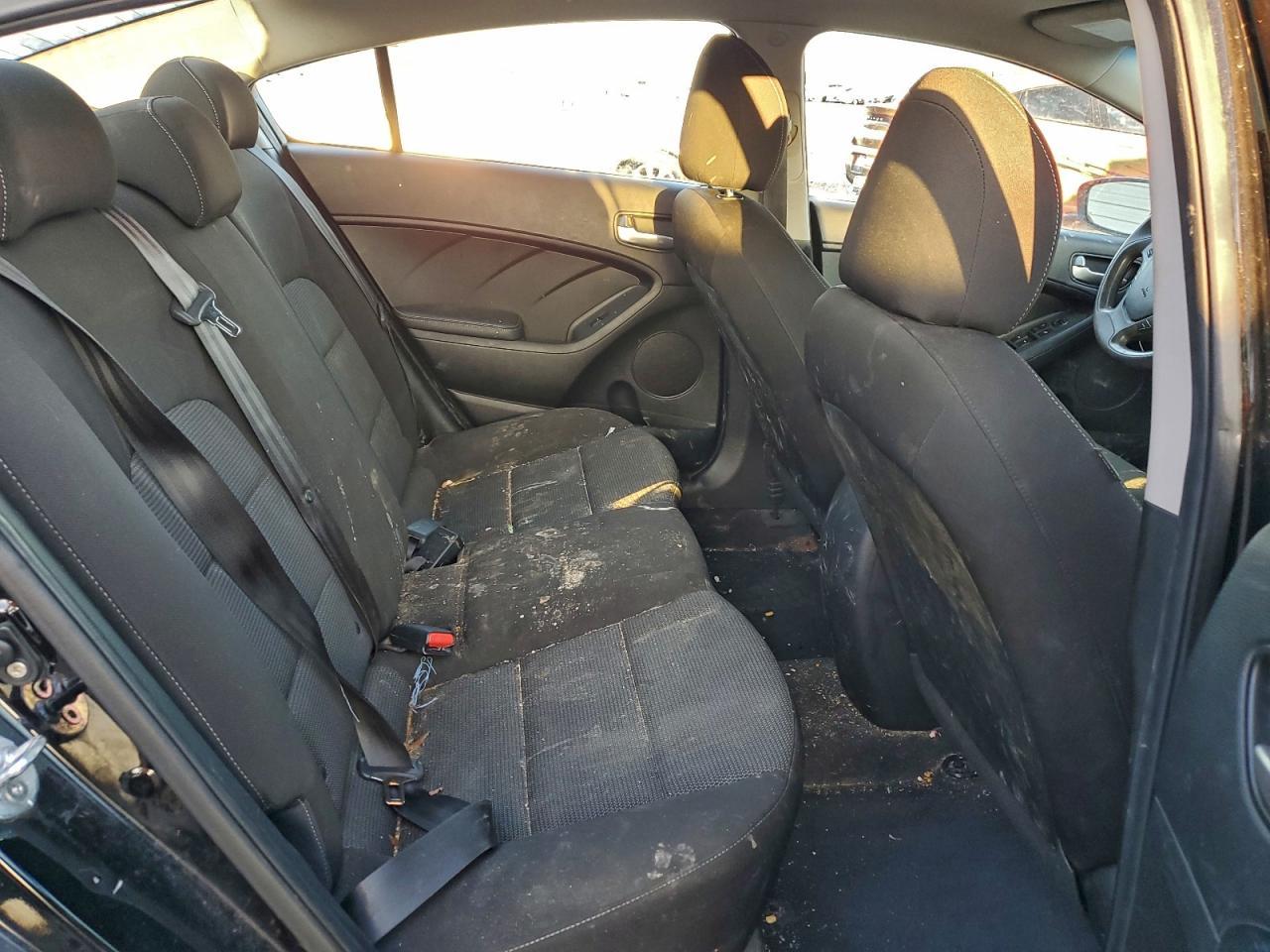2017 KIA FORTE