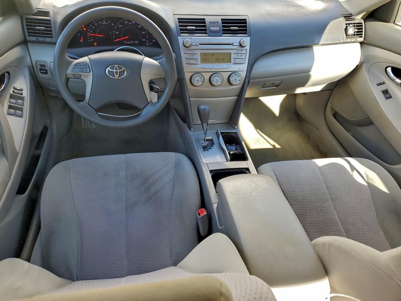 2011 TOYOTA CAMRY
