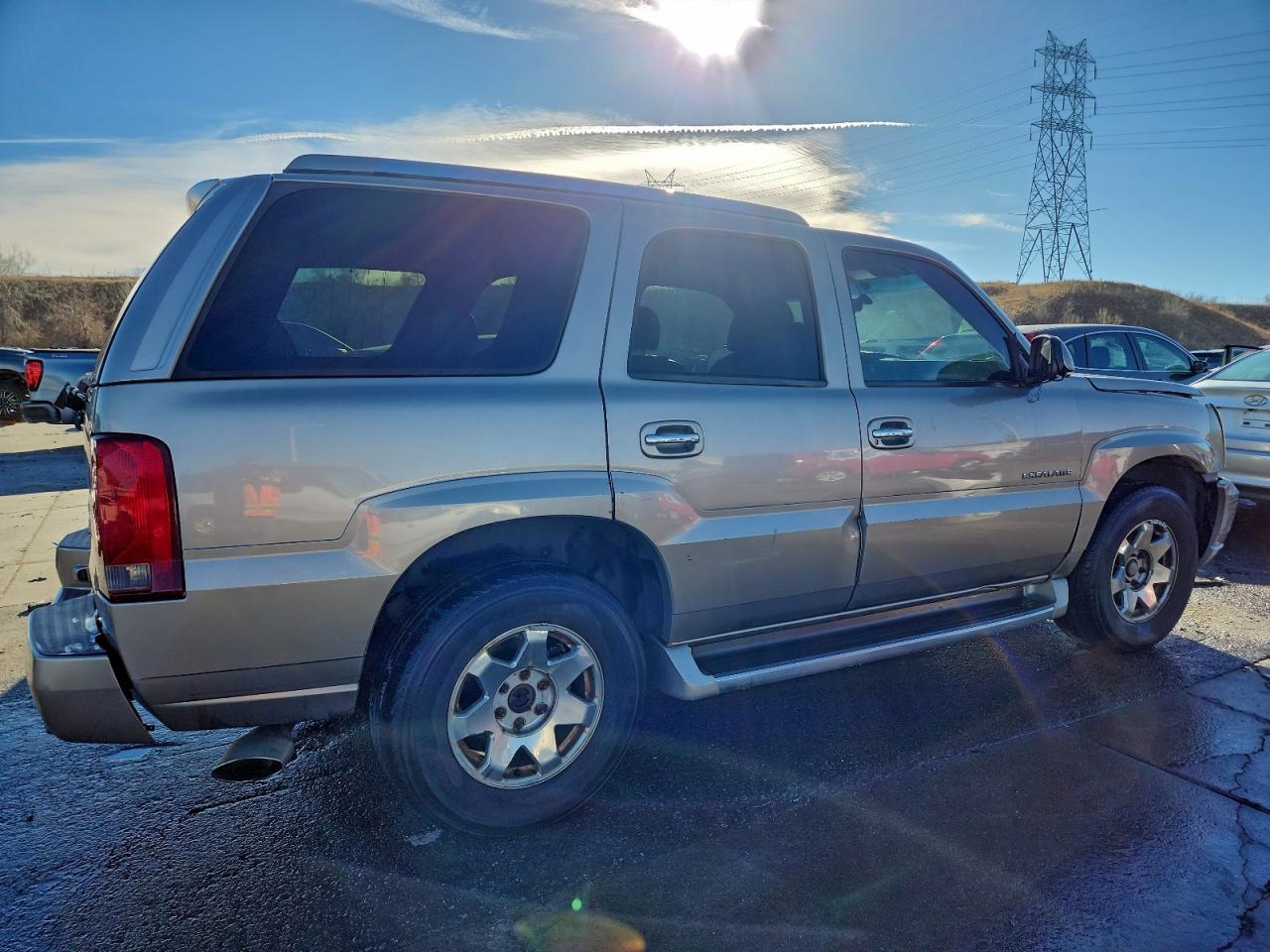 2002 CADILLAC ESCALADE