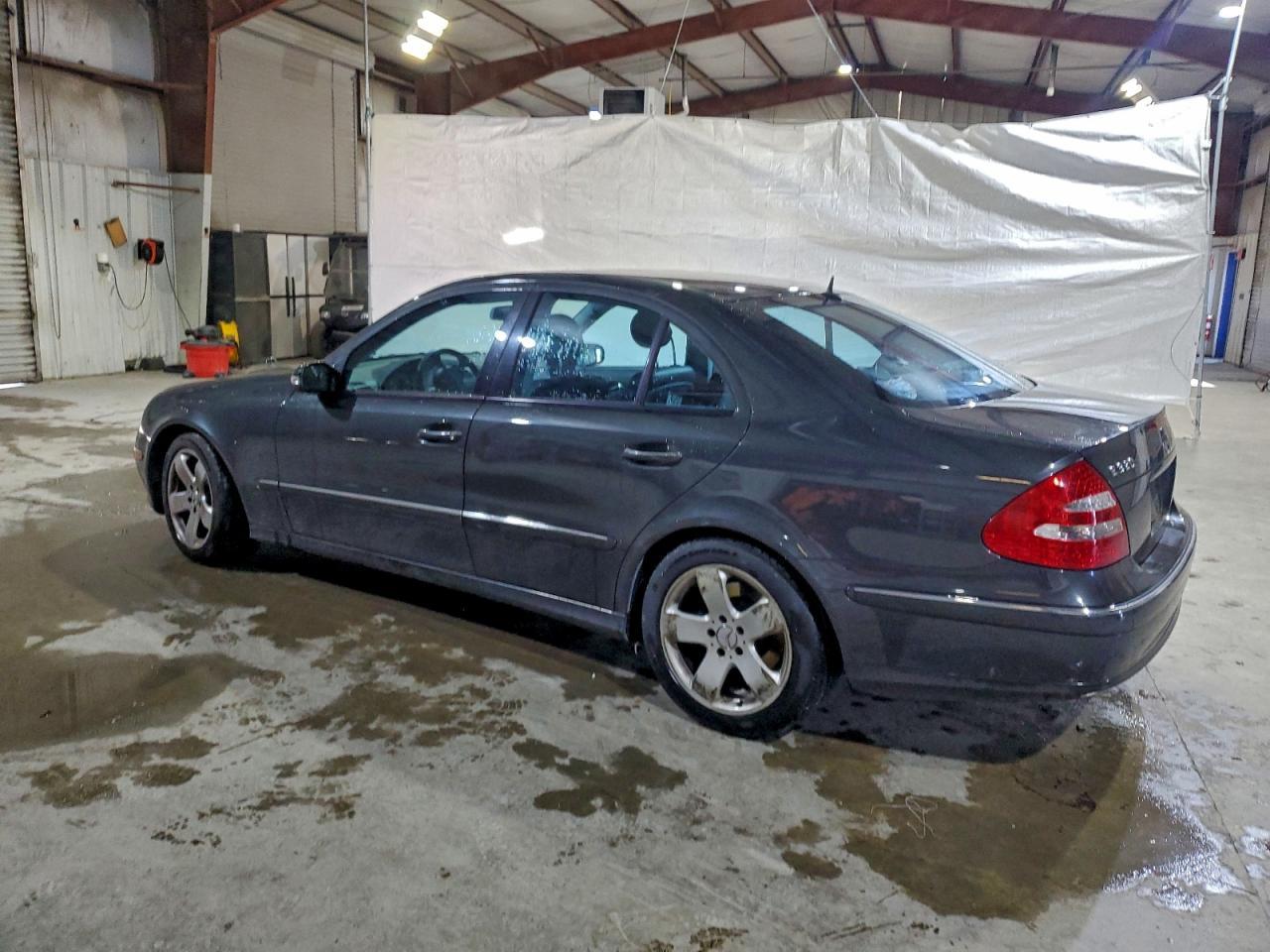 2004 MERCEDES-BENZ E-Class