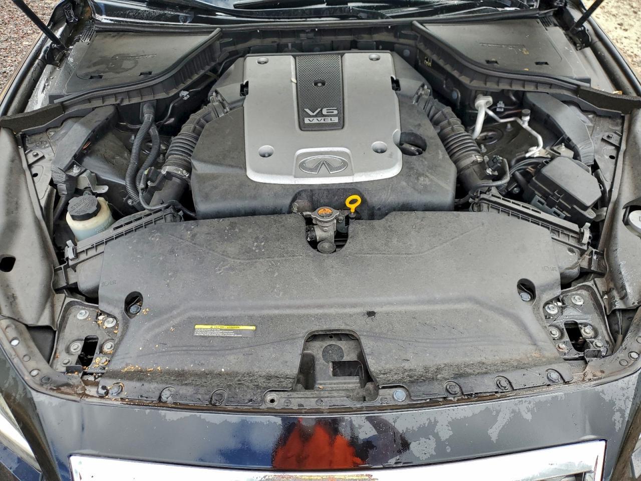 2015 INFINITI Q50