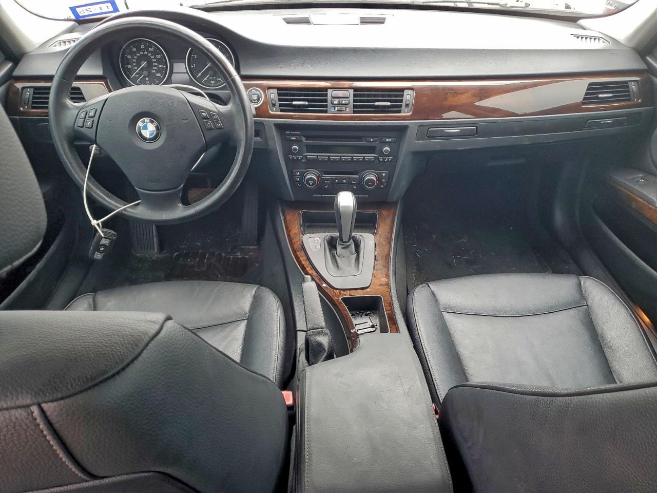 2011 BMW 3 SERIES
